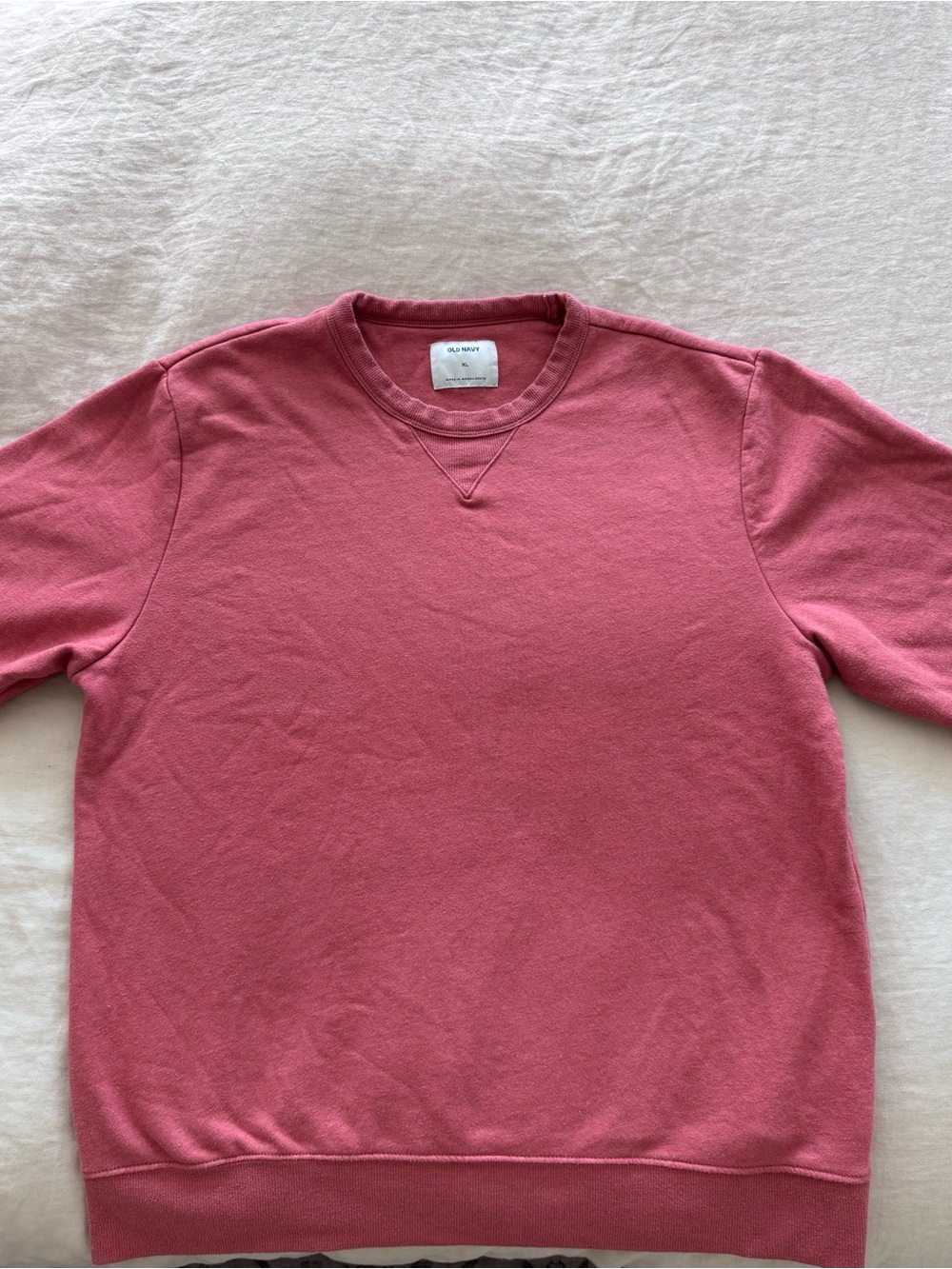 Old Navy Men’s XL Vintage Wash Crewneck Sweatshirt Red Pink